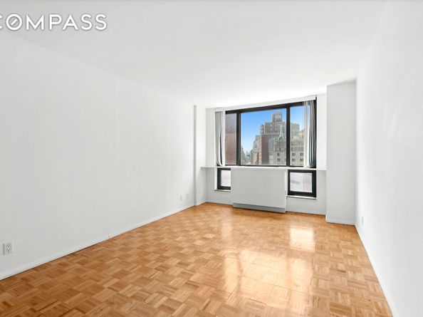 1 Irving Place U10C, New York NY 10003