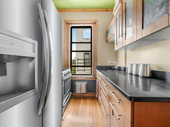 110 Cambridge Place 5B, Brooklyn NY 11238