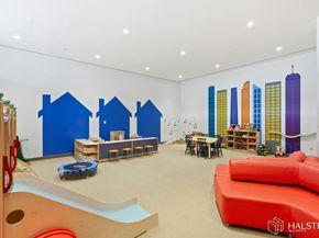 11-02 49th Avenue 8A, Queens NY 11101
