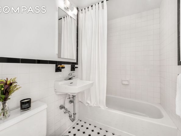 143 Ave B 7C, New York NY 10009
