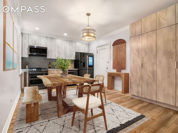 305 West 52nd Street 2J, New York NY 10019