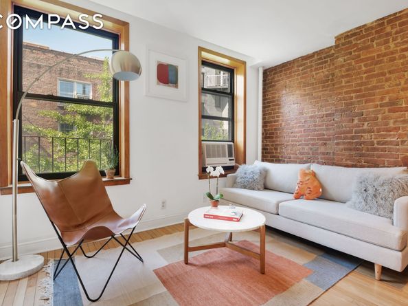 220 East 82nd Street 4RW, New York NY 10028