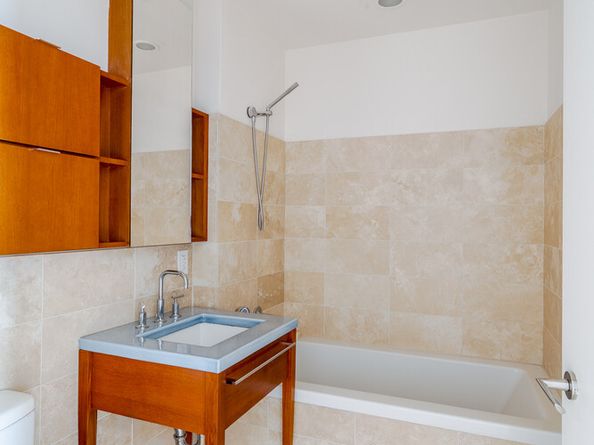 2 River Terrace 15T, New York NY 10282