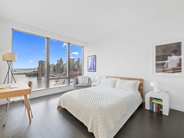 252 South Street 25D, New York NY 10002