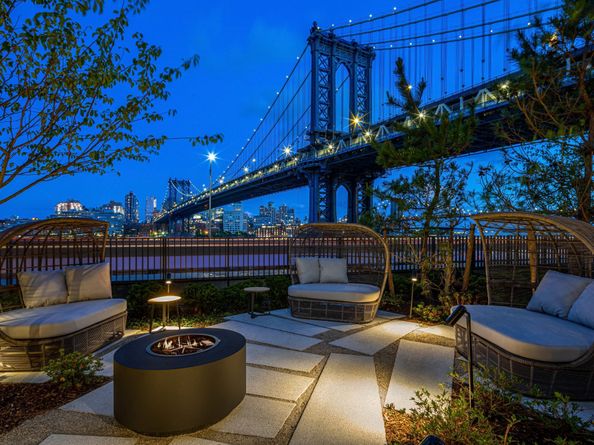 252 South Street 25D, New York NY 10002