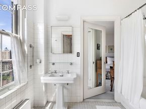 1220 Park Avenue 12B, New York NY 10128