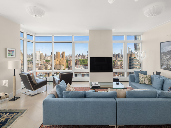 200 Amsterdam Avenue 27C, New York NY 10024