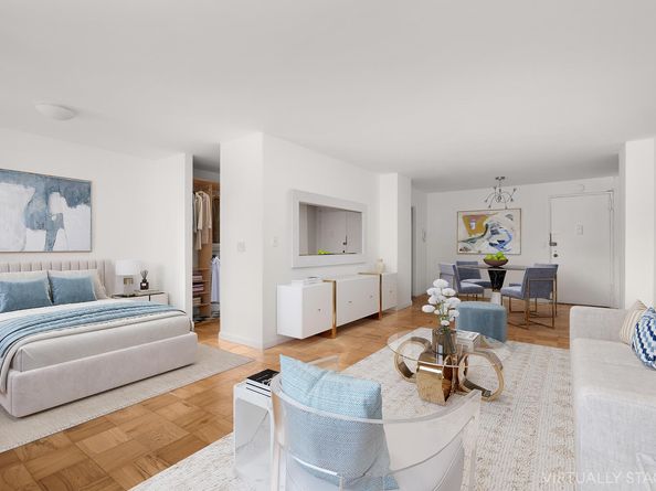 77 7th Avenue 9T, New York NY 10011