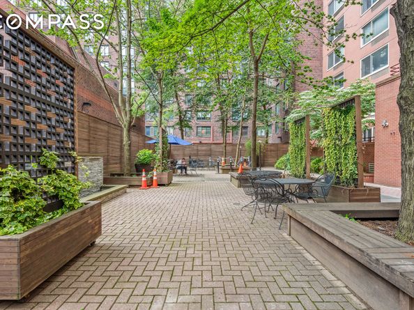 250 South End Avenue 3F, New York NY 10280