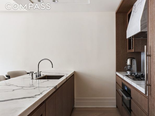 40 Bleecker Street 3E, New York NY 10012