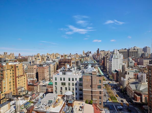 550 Park Avenue 16C, New York NY 10065
