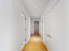 305 East 51st Street RU5A, New York NY 10022