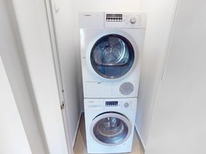 305 East 51st Street RU5A, New York NY 10022