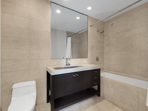 1600 Broadway 17E, New York NY 10019