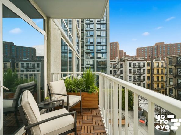 340 East 23rd Street 4M, New York NY 10010