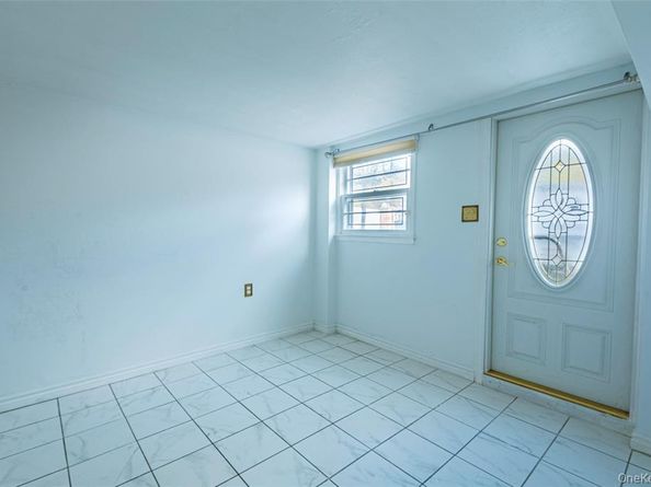 244-19 Grand Central Parkway, Queens NY 11362