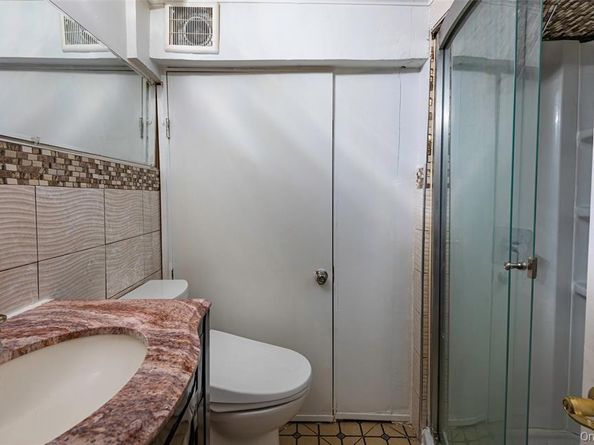 244-19 Grand Central Parkway, Queens NY 11362