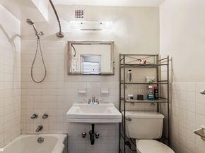 430 West 34th Street 15E, New York NY 10001