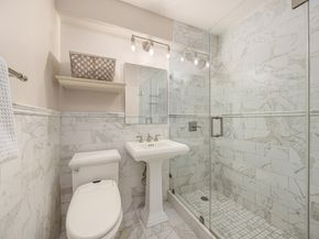 200 East 74th Street 21A, New York NY 10021