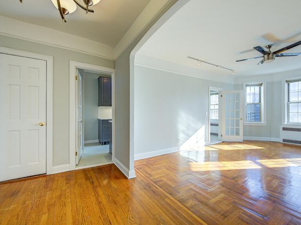 79-15 35th Avenue 5A, Queens NY 11372