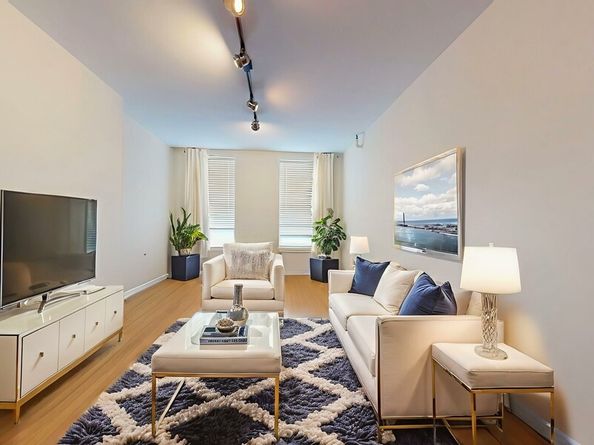 45-44 Vernon Boulevard, Queens NY 11101