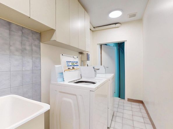 45-44 Vernon Boulevard, Queens NY 11101