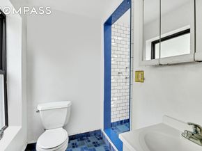 10 Carroll Street, Brooklyn NY 11231