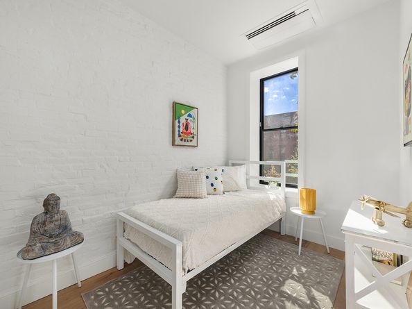 665 De Graw Street 2, Brooklyn NY 11217