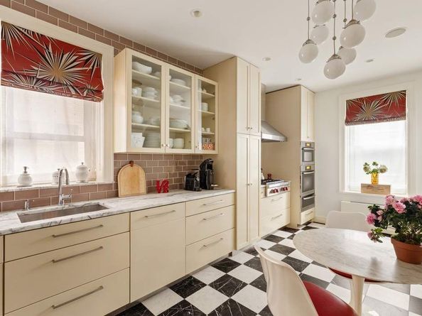 29 East 64th Street 4C, New York NY 10065