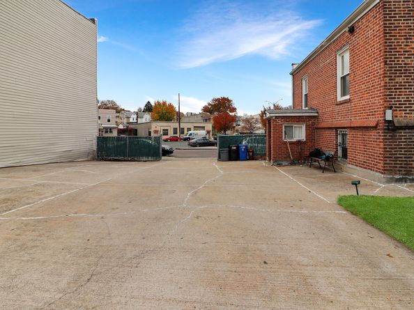 59-69 59th Street, Queens NY 11378