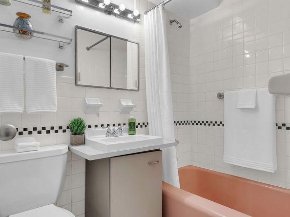 3 Sheridan Square 7G, New York NY 10014