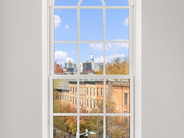 347 6th Avenue 4, Brooklyn NY 11215