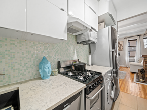 132 West 71st Street 7, New York NY 10023
