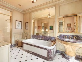 19 East 72nd Street 13C, New York NY 10021