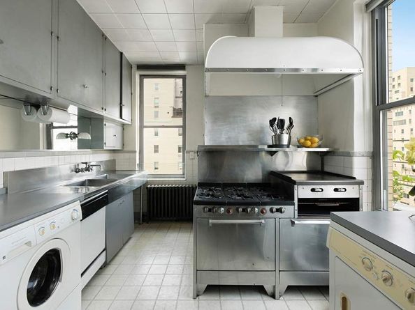 19 East 72nd Street 13C, New York NY 10021