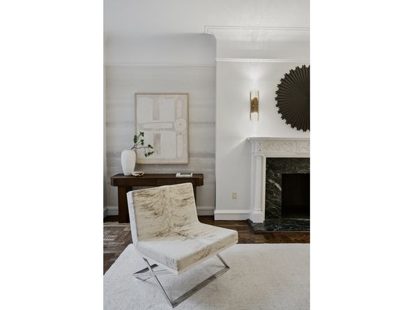 180 West 58th Street 3C, New York NY 10019