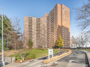 5900 Arlington Avenue 8X, Bronx NY 10471