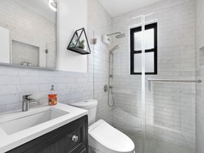 68 Stratford Road 10, Brooklyn NY 11218