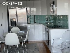 25-40 Shore Boulevard 15T, Queens NY 11102