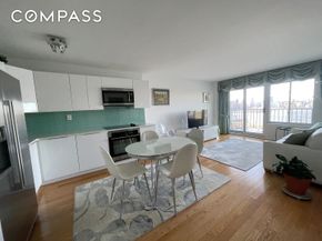 25-40 Shore Boulevard 15T, Queens NY 11102