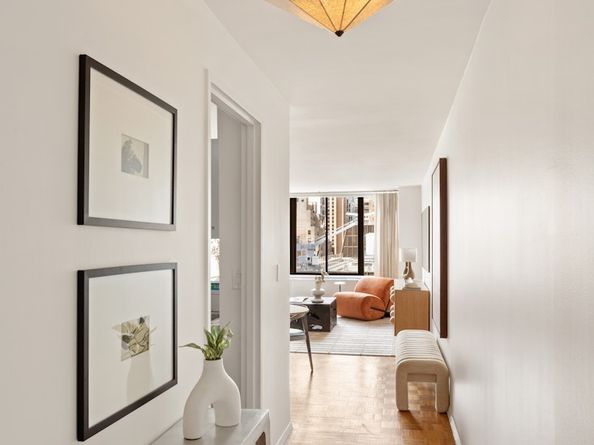 445 5th Avenue 16C, New York NY 10016