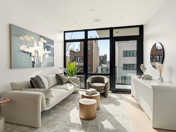 772 Metropolitan Avenue 3B, Brooklyn NY 11211