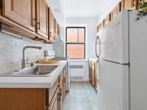 138 71st Street f8, Brooklyn NY 11209