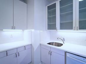 301 West 57th Street 30C, New York NY 10019