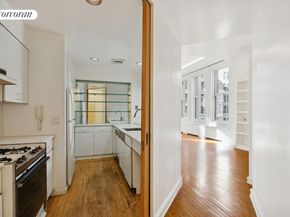 105 5th Avenue 4B, New York NY 10003