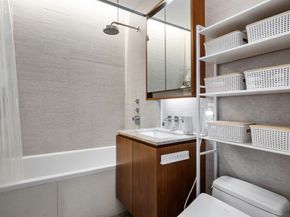 555 West 59th Street 23A, New York NY 10019