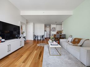 555 West 59th Street 23A, New York NY 10019