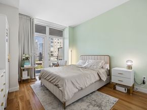 555 West 59th Street 23A, New York NY 10019