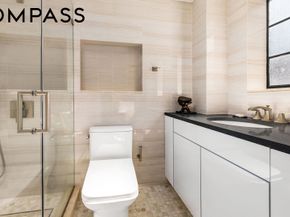 324 East 41st Street 1103C, New York NY 10017