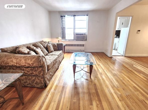 1425 Thieriot Avenue 6H, Bronx NY 10460